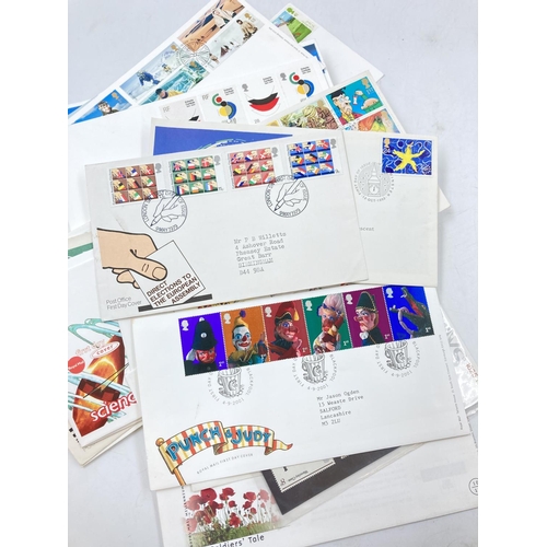 299 - A collection of assorted First Day covers to include Punch and Judy, Comedians, Science Fiction, Tal... 