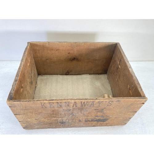 320 - A vintage Kennaway's Liqueur Scotch Whiskey advertising pitch pine bottle crate - approx. 26cm high ... 