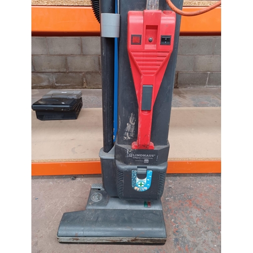 621 - A Lindhaus CHpro Commercial 011504 upright vacuum cleaner