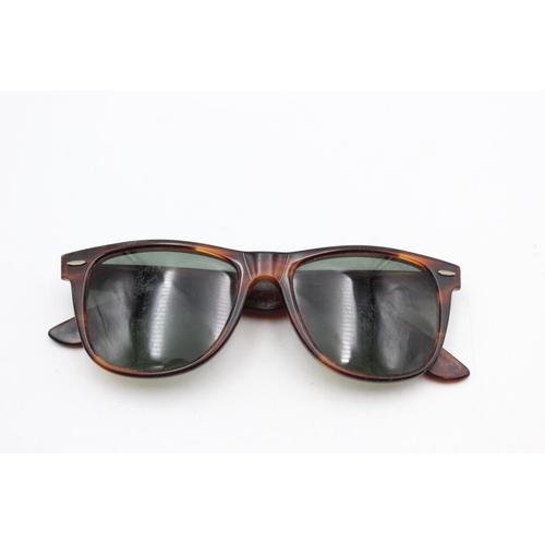 114 - A pair of vintage Bausch & Lomb Ray-Ban faux tortoiseshell Wayfarer sunglasses