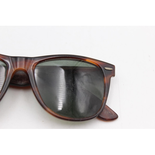 114 - A pair of vintage Bausch & Lomb Ray-Ban faux tortoiseshell Wayfarer sunglasses