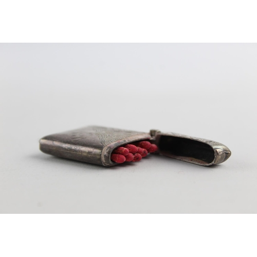 1232 - An Edwardian hallmarked Birmingham silver vesta case, dated 1903 - approx. gross weight 25 grams and... 