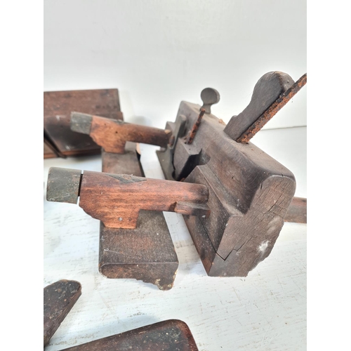 167 - Four antique wood planes to include A. Mathieson & Son Glasgow & Edinburgh etc.