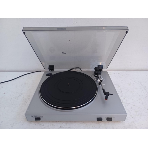 367 - An Ion TTUSB05XL two speed USB turntable