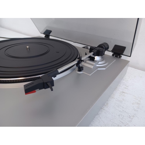 367 - An Ion TTUSB05XL two speed USB turntable