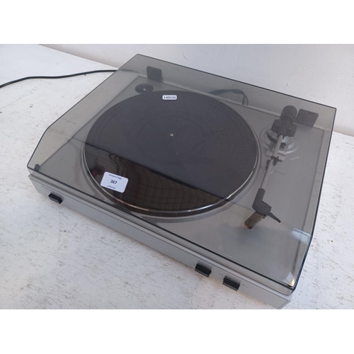 367 - An Ion TTUSB05XL two speed USB turntable