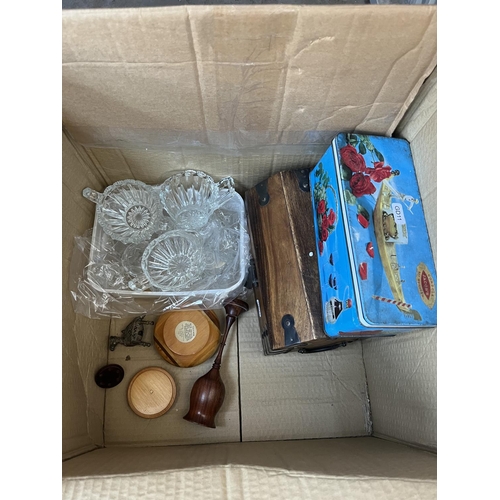 643 - A box and two bags containing assorted items to include sheesham wood storage box, treenware, pair o... 