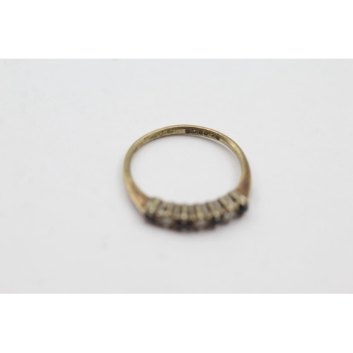 1007 - A 9ct gold sapphire and diamond dress ring, size N½ - approx. gross weight 1.5 grams