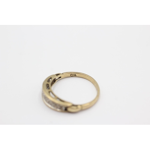 1015 - A 9ct gold diamond half-eternity ring, size O - approx. gross weight 1.9 grams