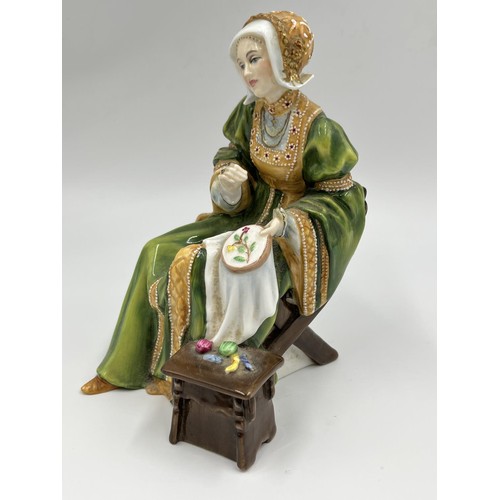 3 - A Royal Doulton Anne of Cleves limited edition no. 423 of 9,500 HN 3356 figurine - approx. 16cm high
