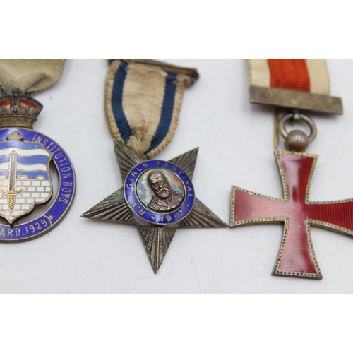 1099 - Three vintage hallmarked .925 sterling silver masonic medals/jewels to include Knight's Templar etc.... 