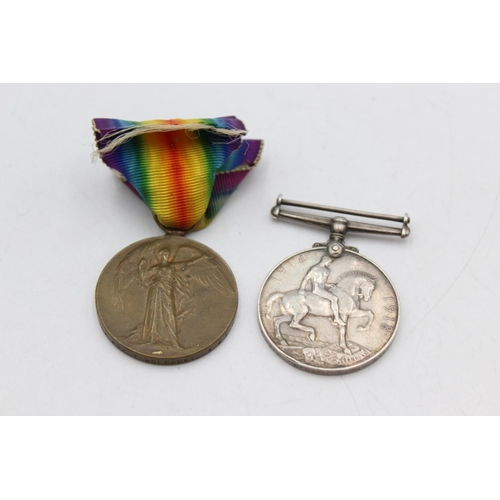 1100 - Two WWI medals, one War presented to 16968 PTE. J. Murray R. Irish R and one Victory presented to 19... 