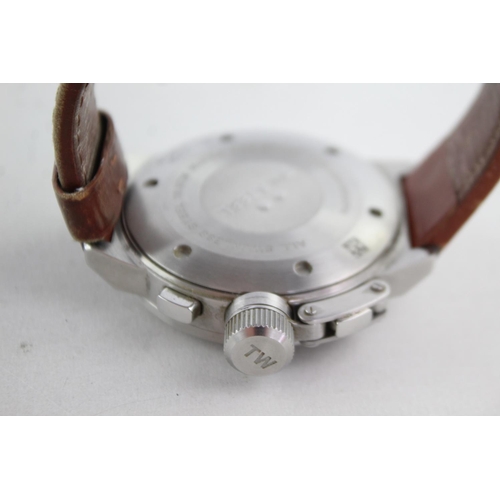 1113 - A T.W. Steel TW3R quartz chronograph men's wristwatch