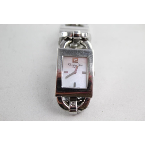 1121 - A Christian Dior D78-109 quartz women's wristwatch