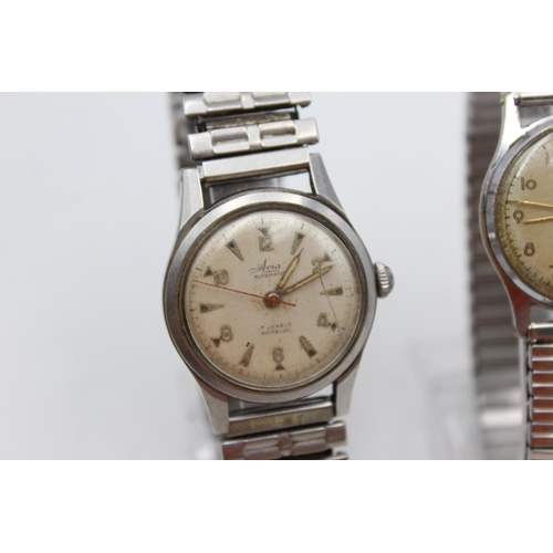 1149 - Three vintage mechanical men's wristwatches, one Avia, one Bremon and one Accurist