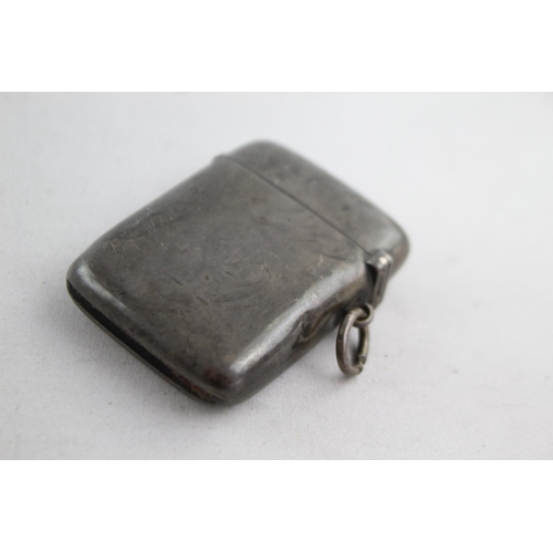 1173 - An antique Samson Mordan & Co. hallmarked London sterling silver plain vesta case, dated 1898 - appr... 