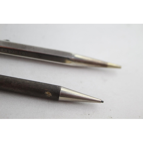 1181 - Two assorted vintage hallmarked .925 sterling silver propelling pencils to include Yard O Led etc. -... 