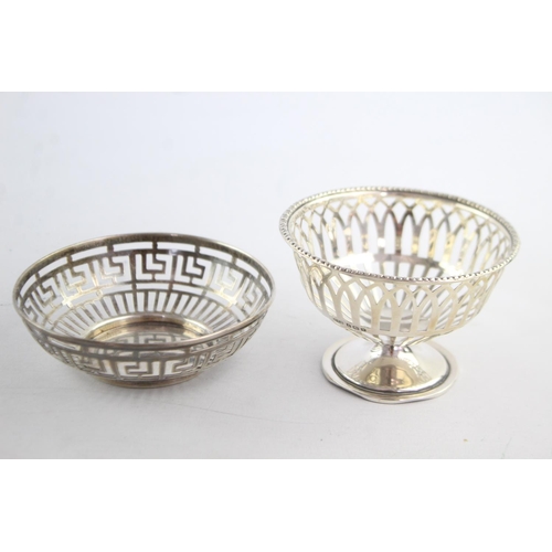 1182 - Two vintage hallmarked .925 sterling silver bon bon/trinket dishes - approx. gross weight 90 grams