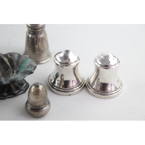 1192 - Seven antique hallmarked .925 sterling silver tableware items to include salts etc. - approx. gross ... 