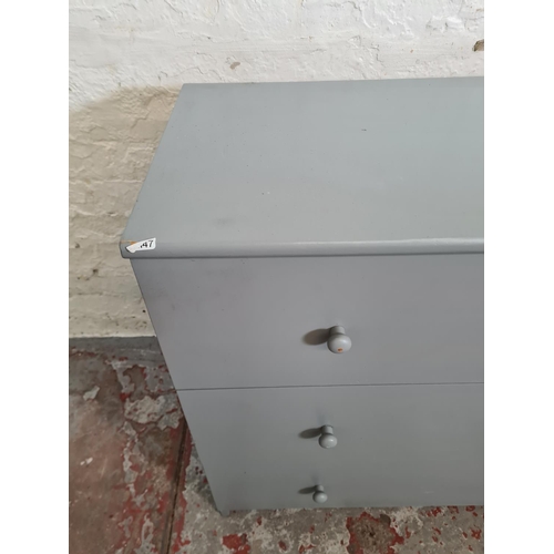 372 - A modern grey painted chest of three drawers - approx. 78cm high x 80cm wide x 39cm deep