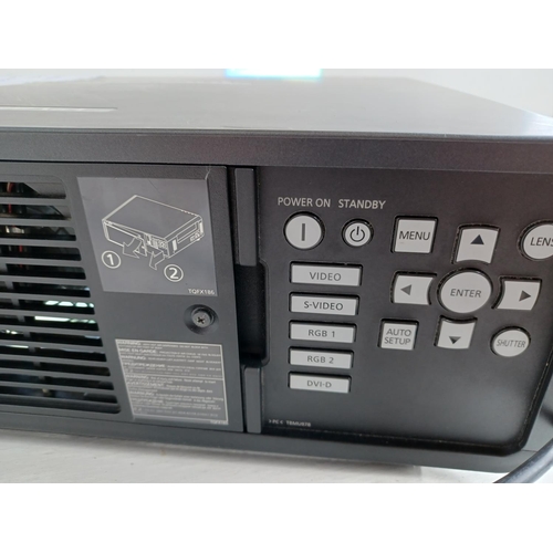 540 - A Panasonic PT-D6000 XGA Large Venue Projector