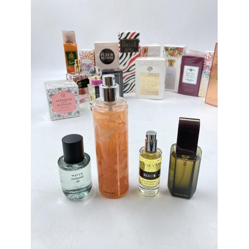 116 - A large collection of assorted women's perfume