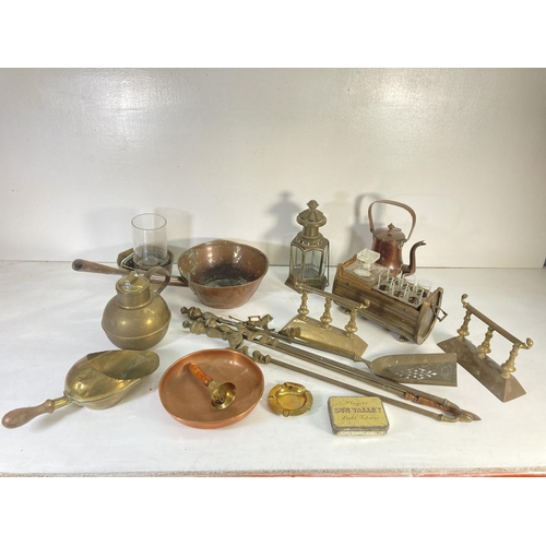 66 - A collection of antique and vintage copper and brassware to include horseshoe design tantalus with d... 