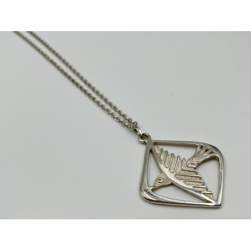 1058 - A mid 20th century hallmarked Edinburgh silver Ola M Gorie Odin's bird pendant necklace, dated 1978 ... 