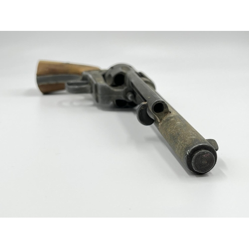 1109 - A replica Cal.45 Peacemaker revolver - approx. 32cm long