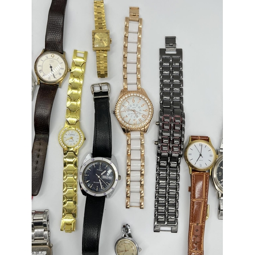 1152 - A collection of assorted men's and women's wristwatches to include Rotary, Ingersoll, Olivia, Timex ... 