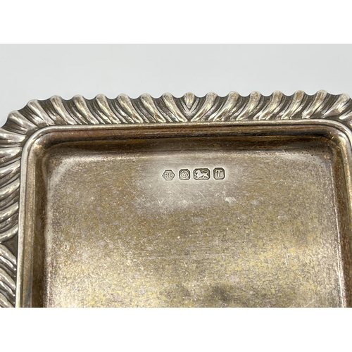 1170 - Two silver trinket dishes, one R. Carr hallmarked Sheffield, dated 1993 - approx. gross weight 29.33... 