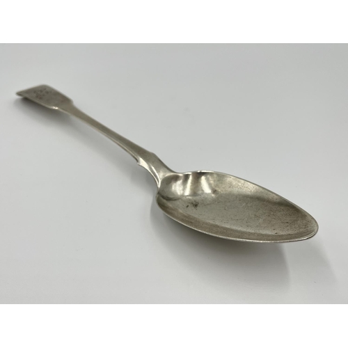 1213 - A George III hallmarked London silver serving spoon, dated 1810 - approx. gross weight 66 grams and ... 