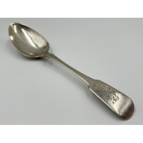 1213 - A George III hallmarked London silver serving spoon, dated 1810 - approx. gross weight 66 grams and ... 