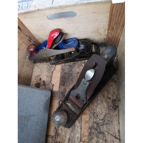 658 - A collection of assorted tools to include wood planes, cased JCB 240v drill etc.