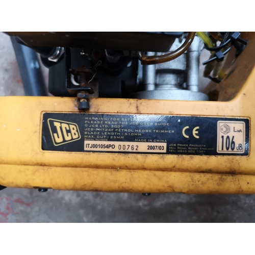 663 - A JCB petrol hedge trimmer