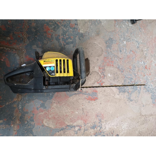 670 - A McCulloch Virginia petrol hedge trimmer