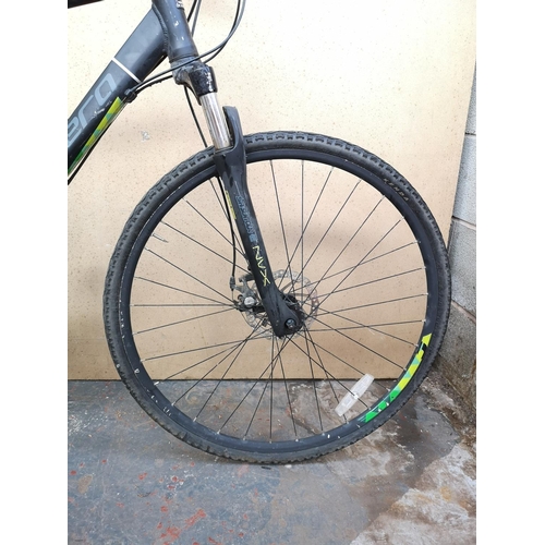 636 - A Carrera Crossfire men's mountain bike with Shimano 24 speed gear system