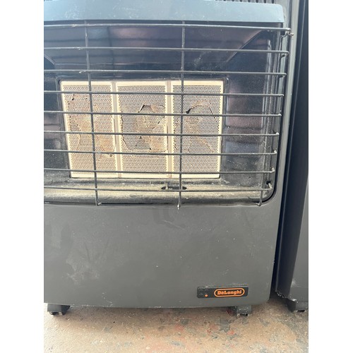 651B - Two De'Longhi portable gas heaters