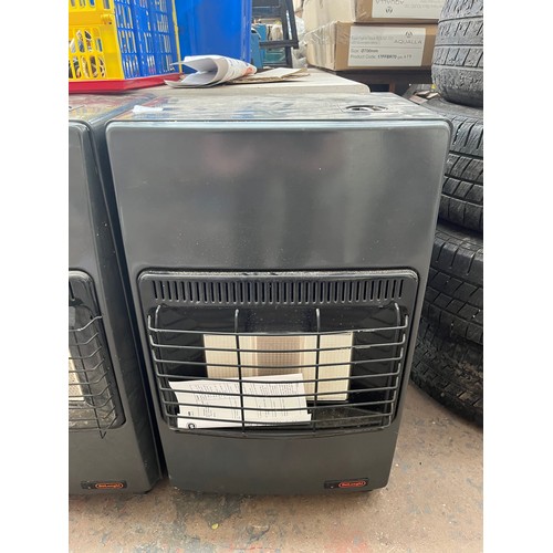 651B - Two De'Longhi portable gas heaters