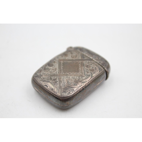 1189 - A Victorian hallmarked Birmingham silver vesta case, dated 1876 - approx. gross weight 12 grams and ... 