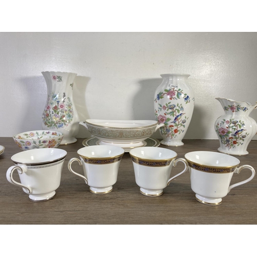 100 - A collection of assorted china to include Aynsley Pembroke 26cm vase and 19cm jug, Aynsley Wild Tudo... 