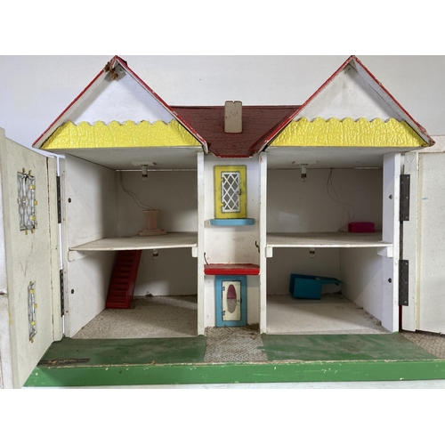 146 - A Conway Valley Series child's playhouse - approx. 40.5cm high x 61cm wide x 35.5cm deep