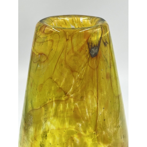 25 - A signed Mdina yellow studio glass vase - approx. 19.5cm high