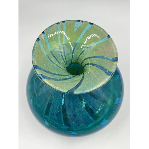 26 - A signed Mdina teal studio glass vase - approx. 13.5cm high