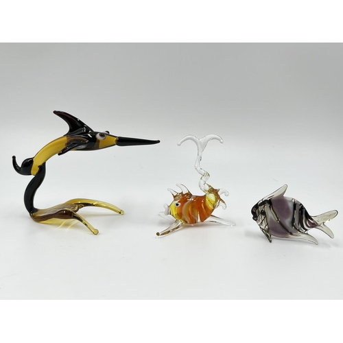 37 - Fourteen Murano style studio glass animal figurines and ornaments