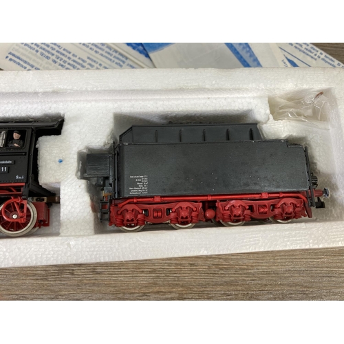 193 - A boxed Roco 04119 HO gauge 4-6-2 Class BR01 steam locomotive