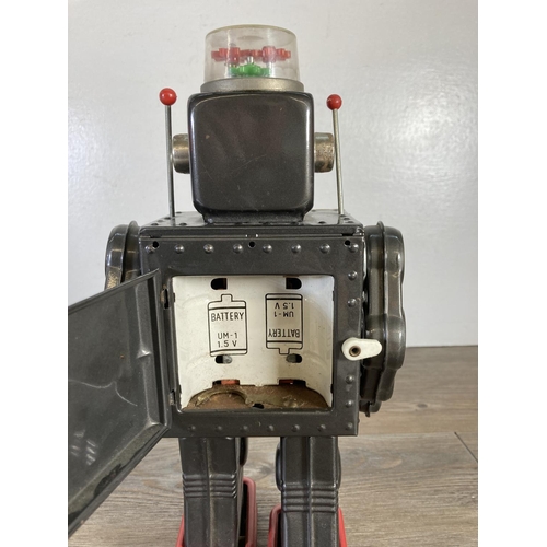 220 - A Japanese tin plate battery operated robot - approx. 29cm high