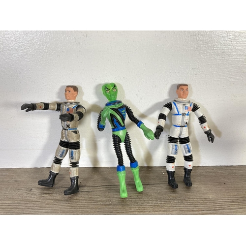 226 - A collection of vintage Mattel Man in Space figurines and accessories to include Major Matt Mason, C... 