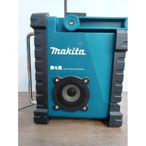 559 - A Makita BMR101 DAB/FM site radio