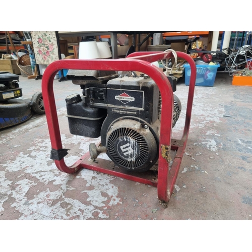 749 - A Generac ET4200 petrol generator with Briggs & Stratton 5hp engine